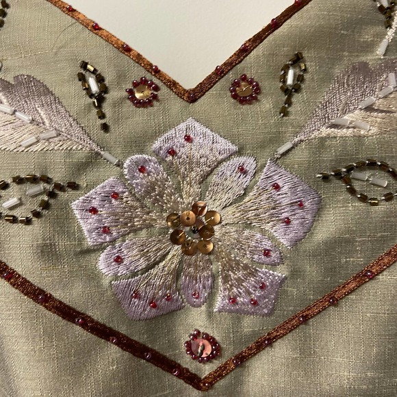 Kasper Top Petite Size 6P Side Zip Embroidery Beaded Sleeveless - Picture 4 of 10